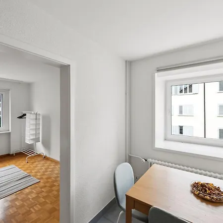 Charming 1 Bedroom Apartamento Zurique
